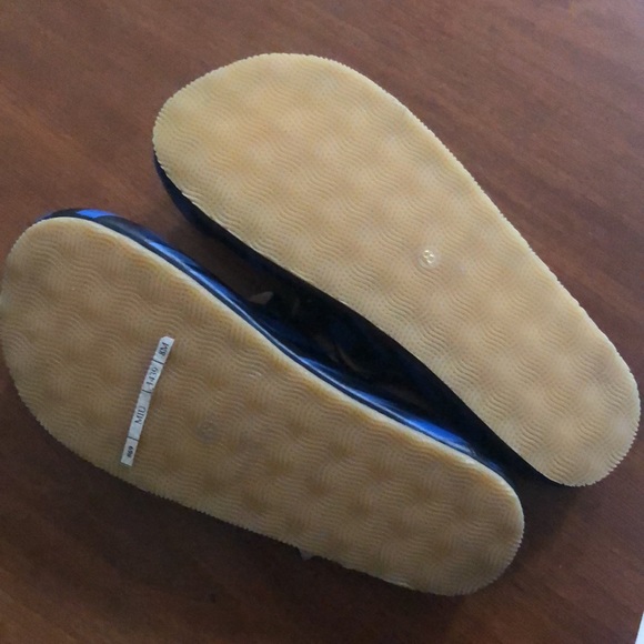 Hand painted never worn Via and Via shoes, size 8. Blue and black. - Picture 4 of 5